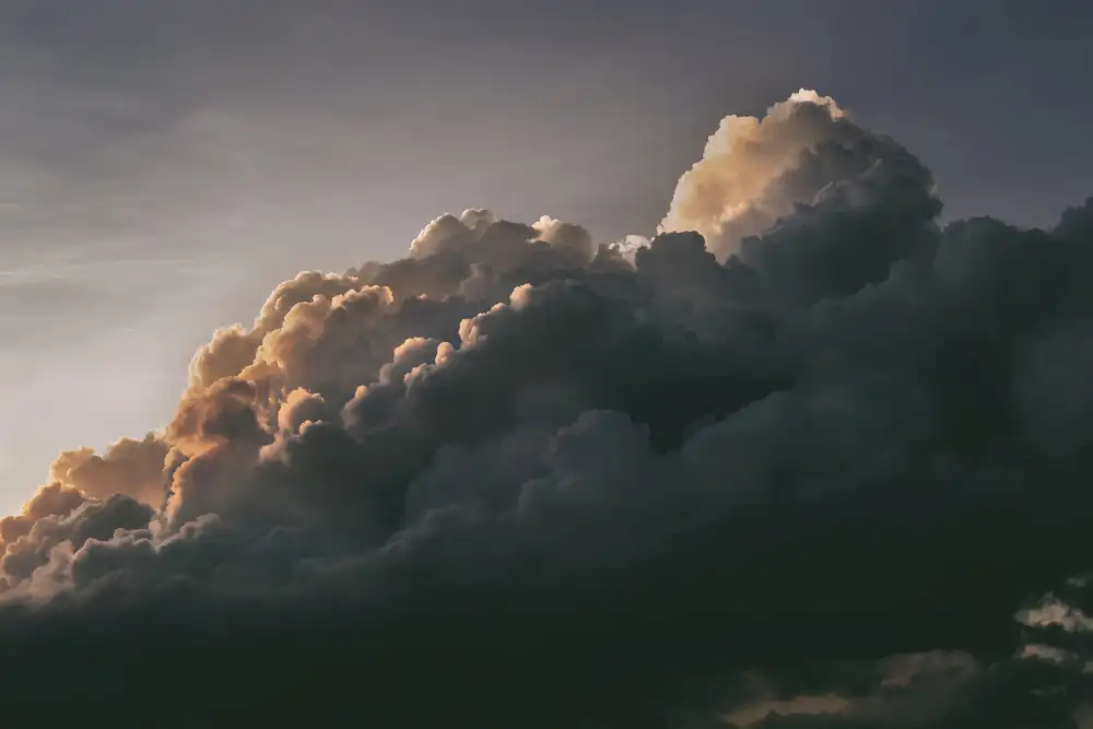 Mossholder, Tim: Nuages dramatiques