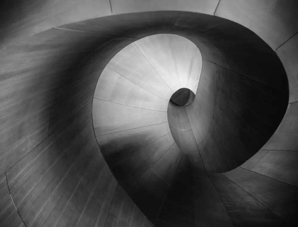 Yanyan, Gong: Treppe in Schwarz und Weiß