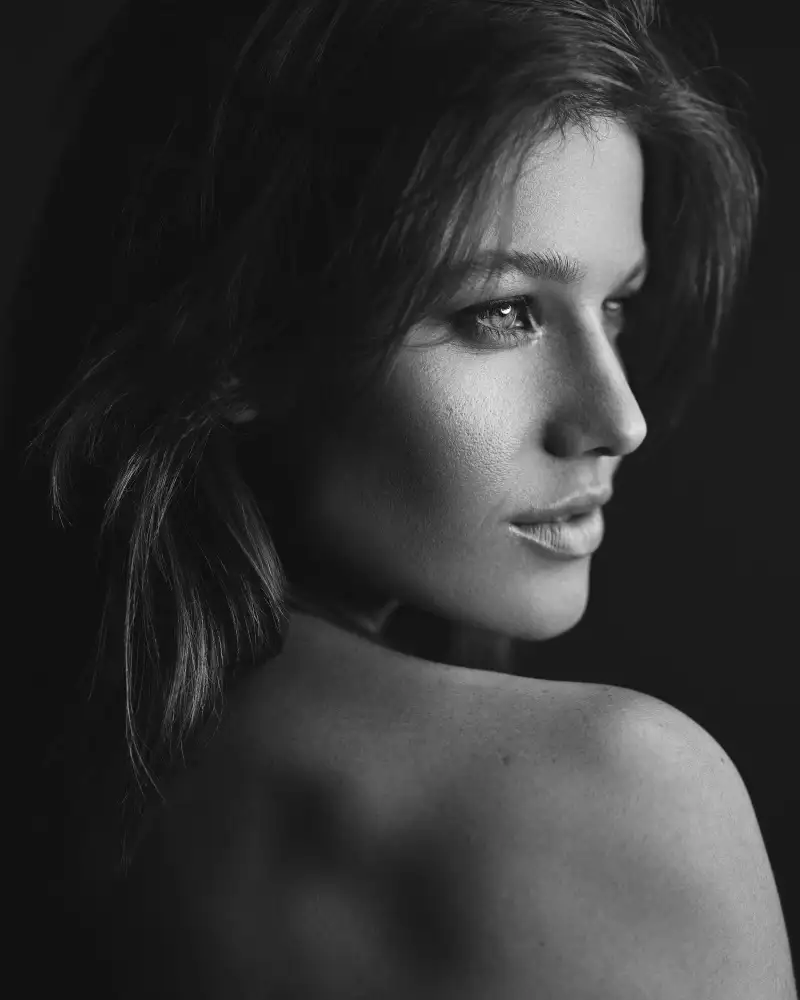 Denis: Sarah