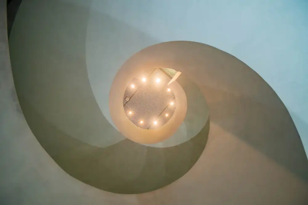 Raif, Joshua: Spiral stairs