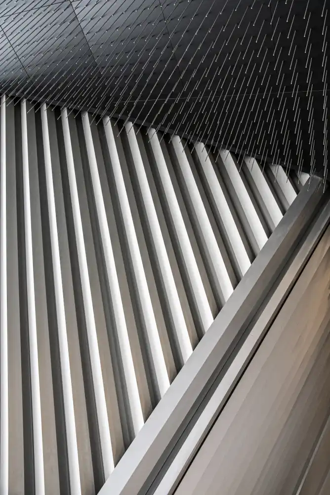 Wride, Linda: eckige Linien