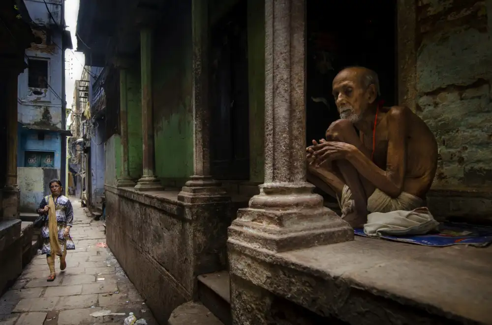 Chakraborty, Sudipta: Vista de contraste