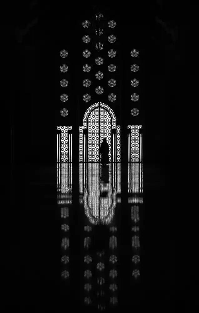 Raskin, Moris: en la Mezquita Hassan II