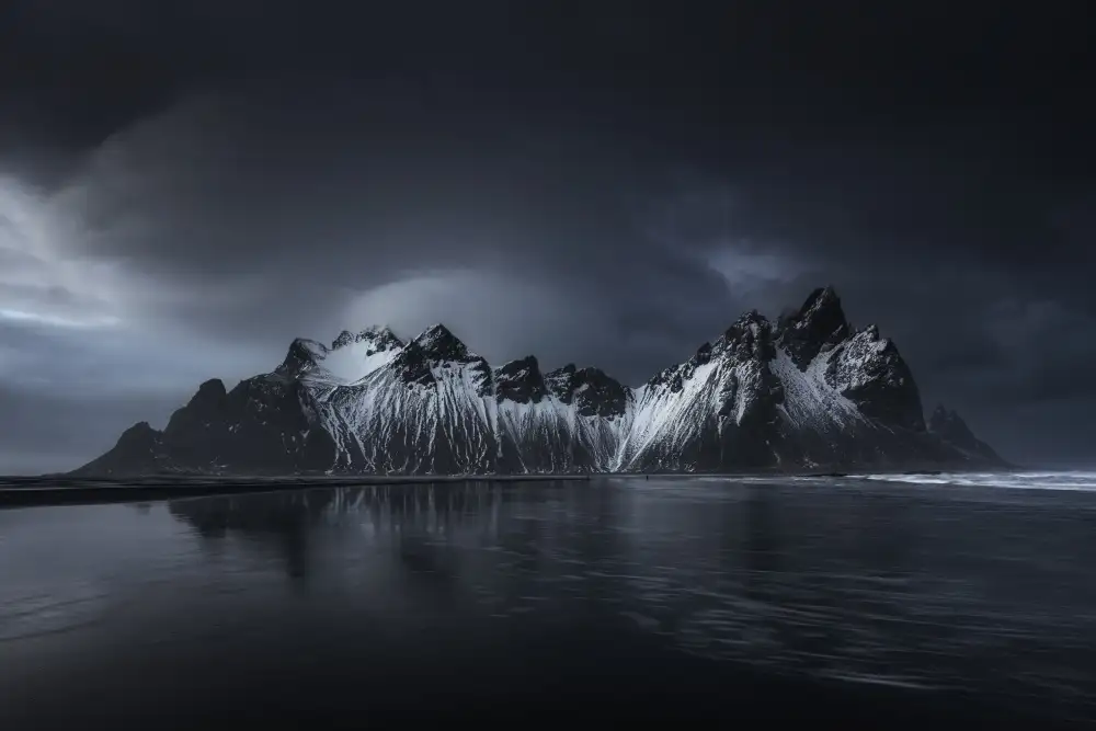 Dueso, Ruiz Jorge: Blue Stokksnes