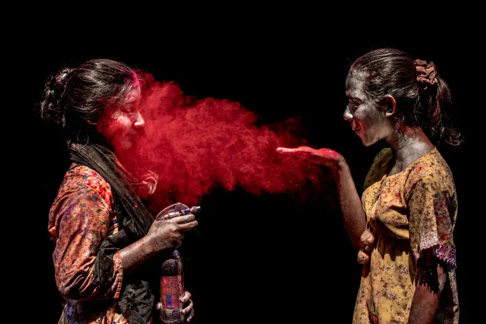 Khan, Alam Rakibul: Holi-Festival