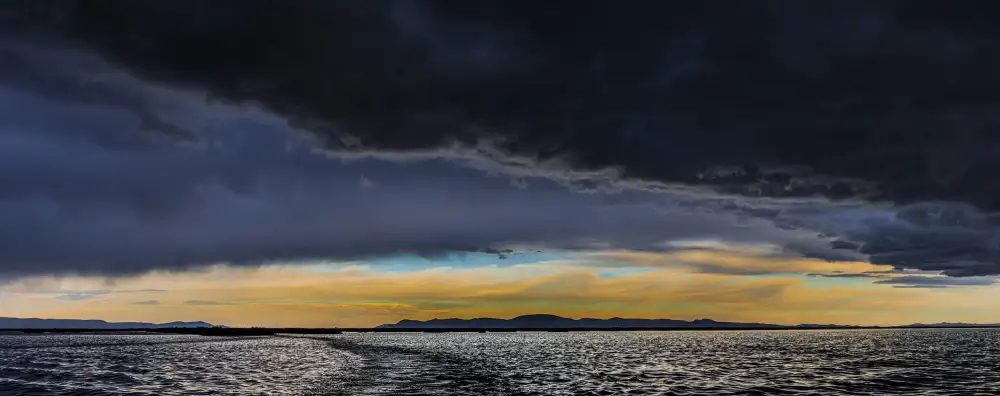 Morishige, Koji: Jezero Titicaca
