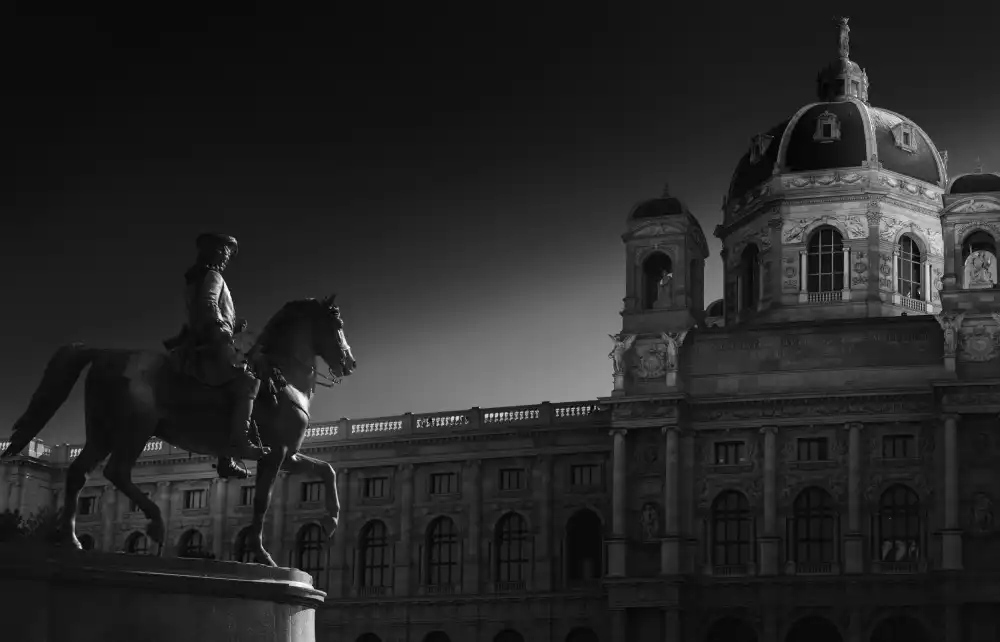 Mathew, Jobin: Maria-Theresien-Platz