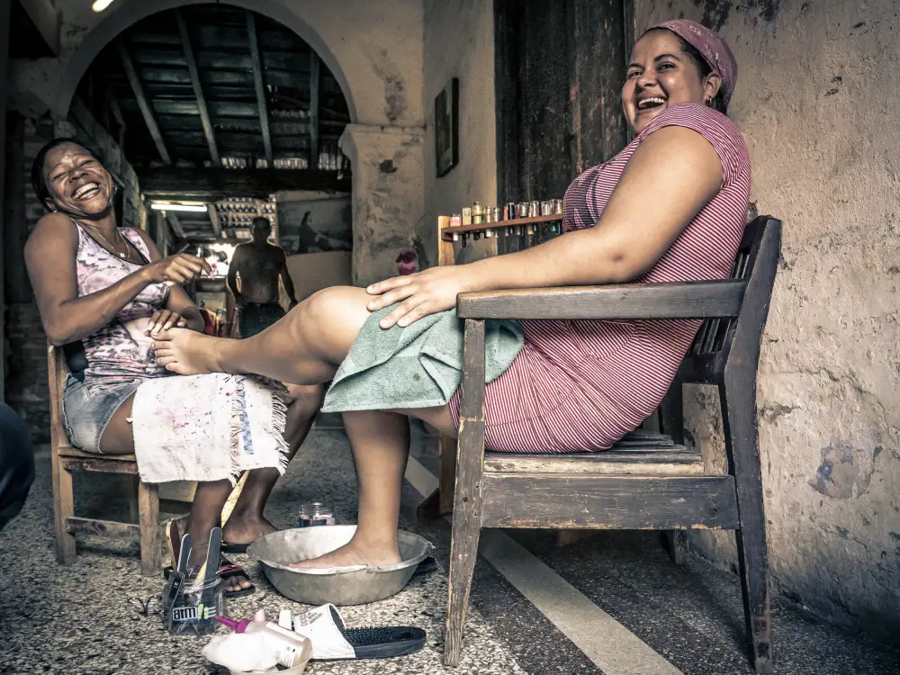 Alcalay, Eyal: pédicure à Santiago le Cuba