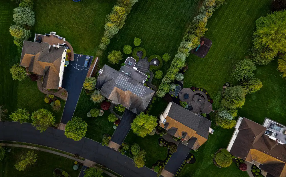 Zeng, Kenneth: Birds-Eye-Viertel