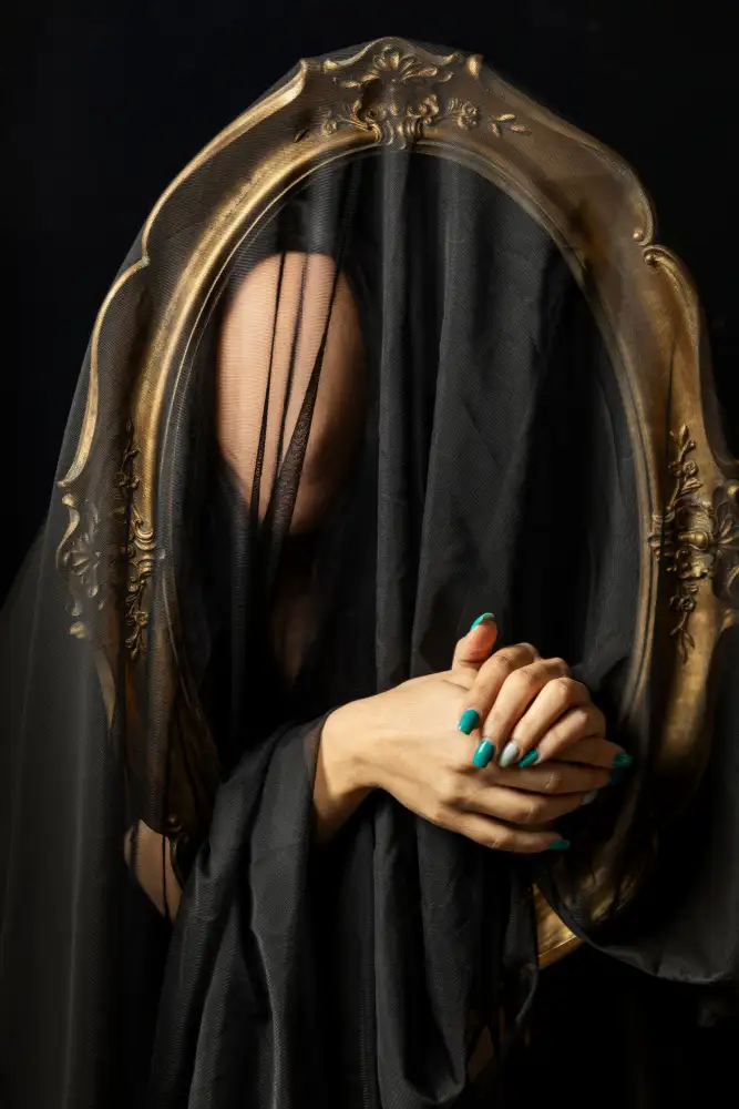 shadkhast, naghmeh: sin rostro