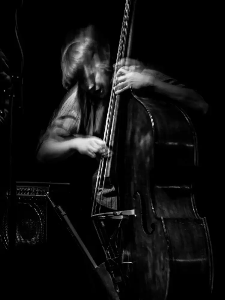 Yamamoto, Eiji: Emoción de jazz