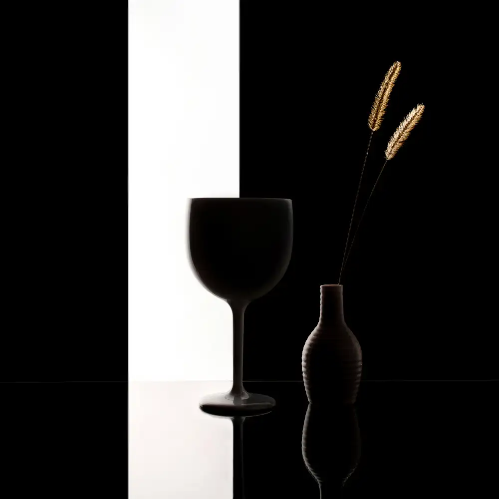 Perfoncio, Margareth: Black and white