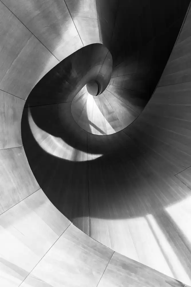 Zhou, Steven: Treppe 10