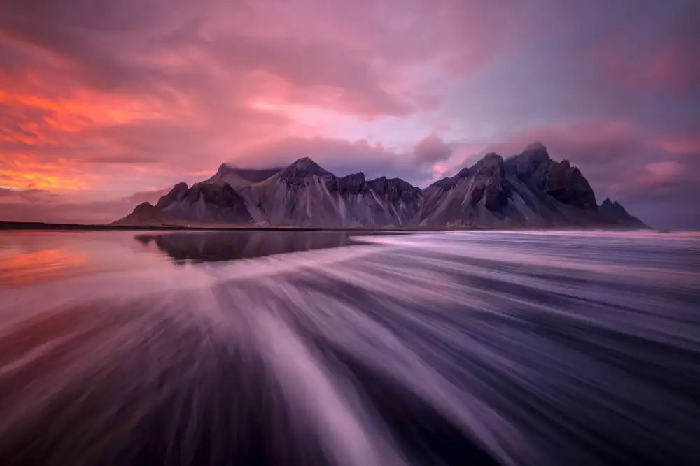 Yu, Zhen James: Puesta de sol en Vestrahorn