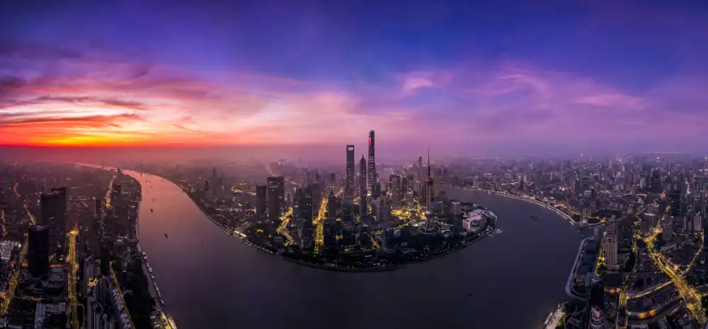 Liu, Ren Raymond: Il bagliore mattutino a Lujiazui Shanghai