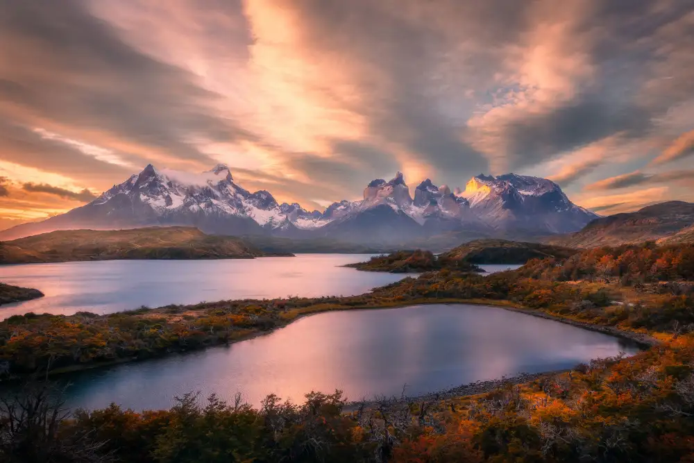 Hongchao, and Gu: Otoño en Torres del Paine