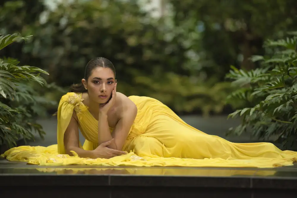 Belal, Ahmad: Regina greca in giallo