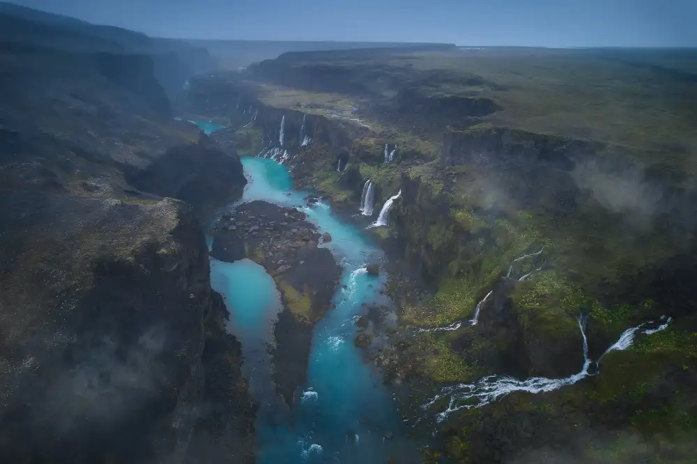 la, De Javier: Land der tausend Wasserfälle