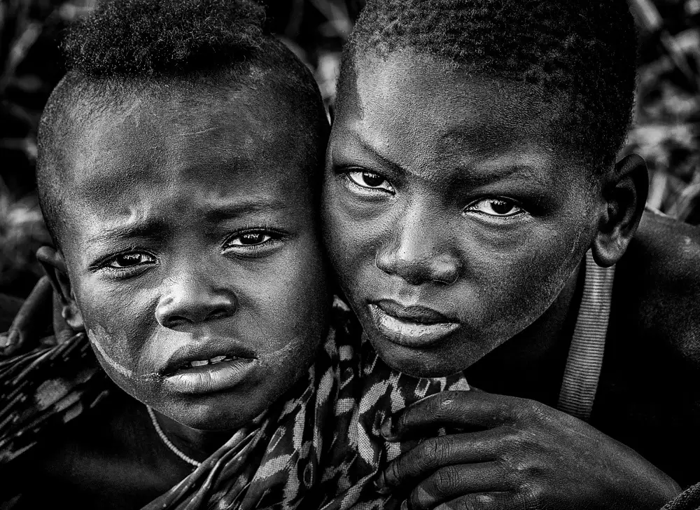 Garmendia, Inazio Joxe: Bambini della tribù Surmi - Etiopia