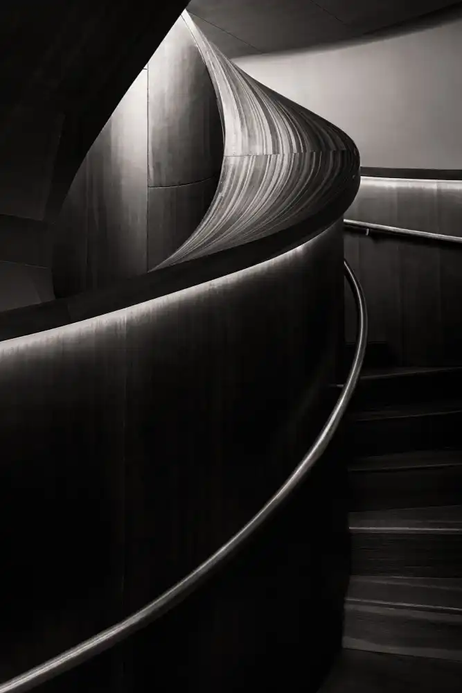 Zhou, Steven: Escalera