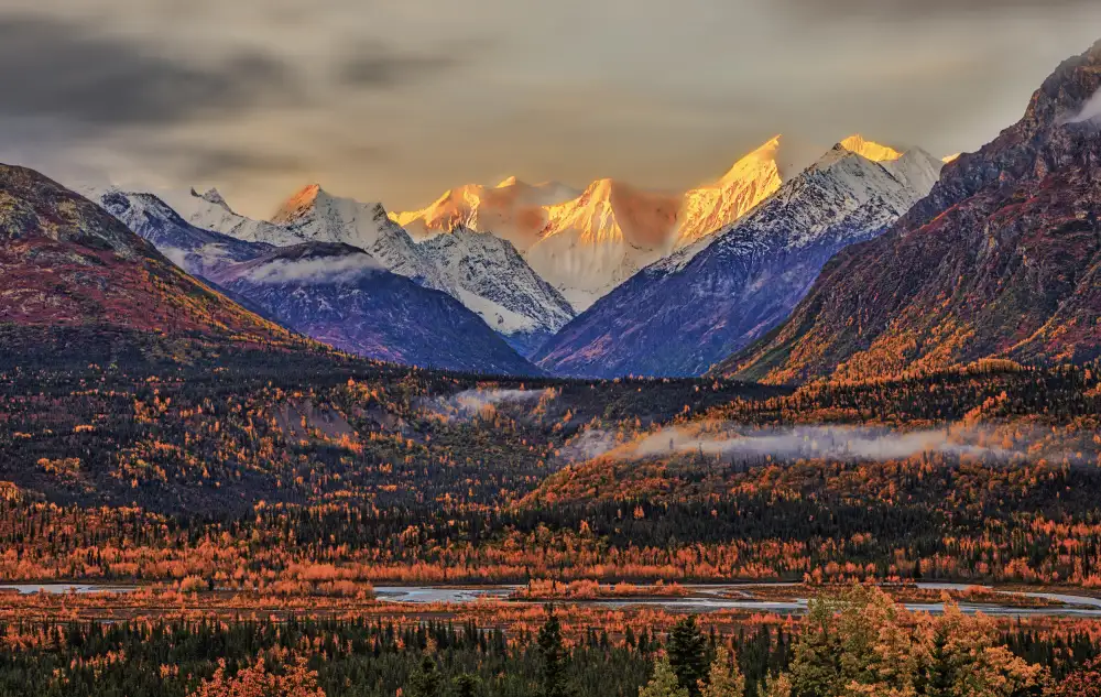 Qiu, Jenny: Sunrise at Glacier View, AK