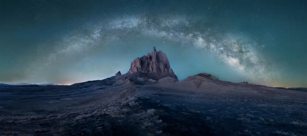Ji, Shirley: Via Lattea sopra Ship Rock