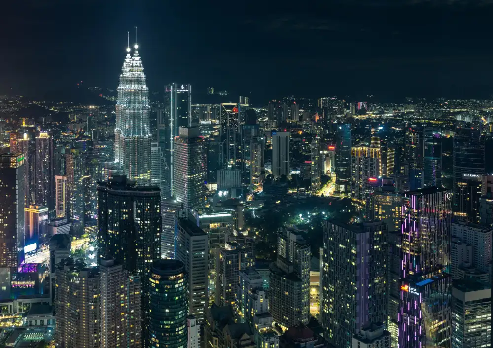 Pancareken, Yavuz: Night in Kuala Lumpur