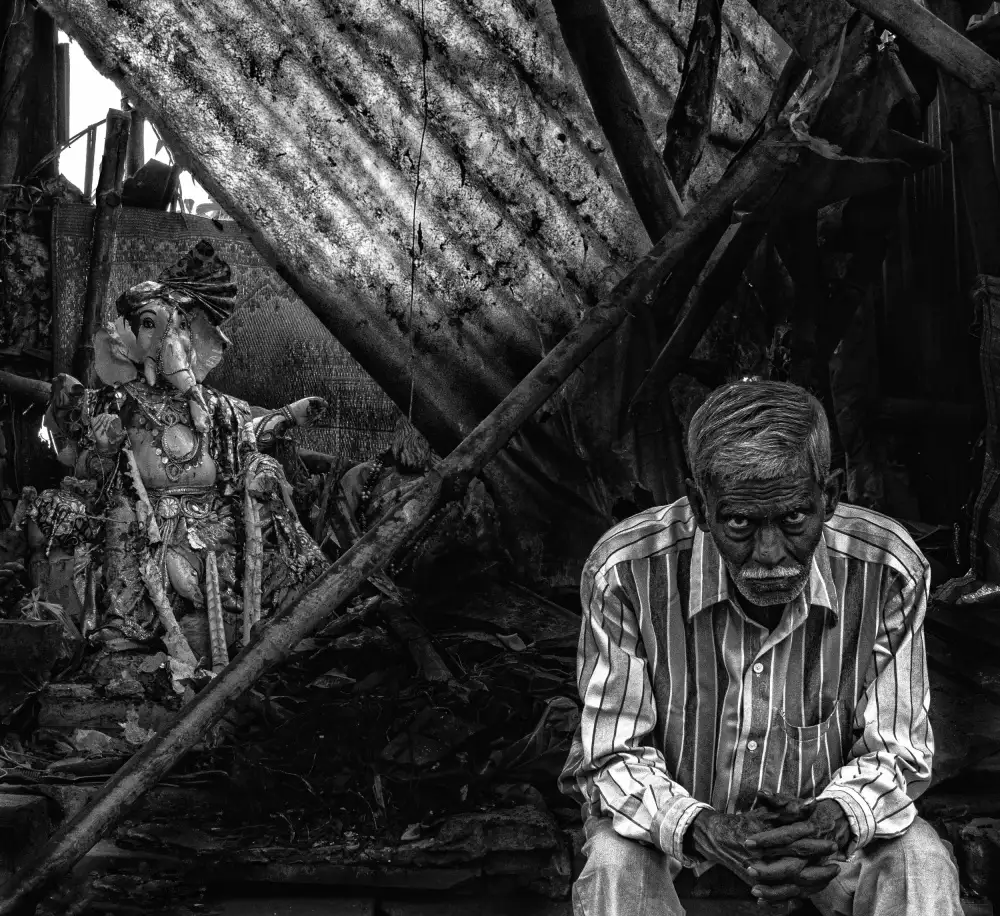DAS, CHANDRA JAYATU: LES DEUX MONDES