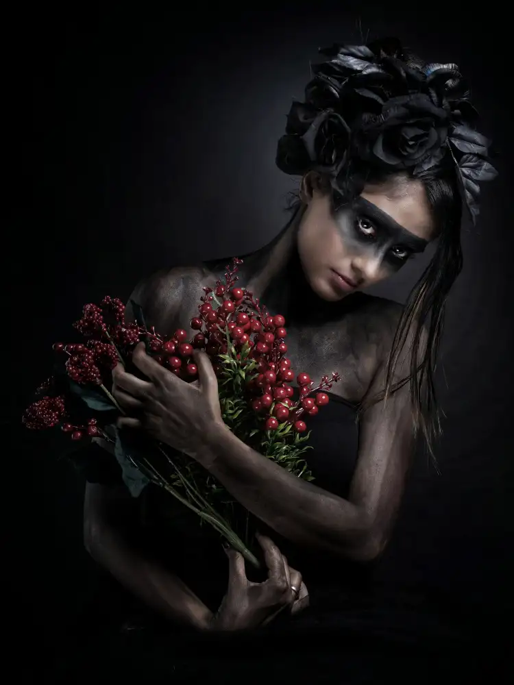 DAS, CHANDRA JAYATU: FLEURS ROUGES