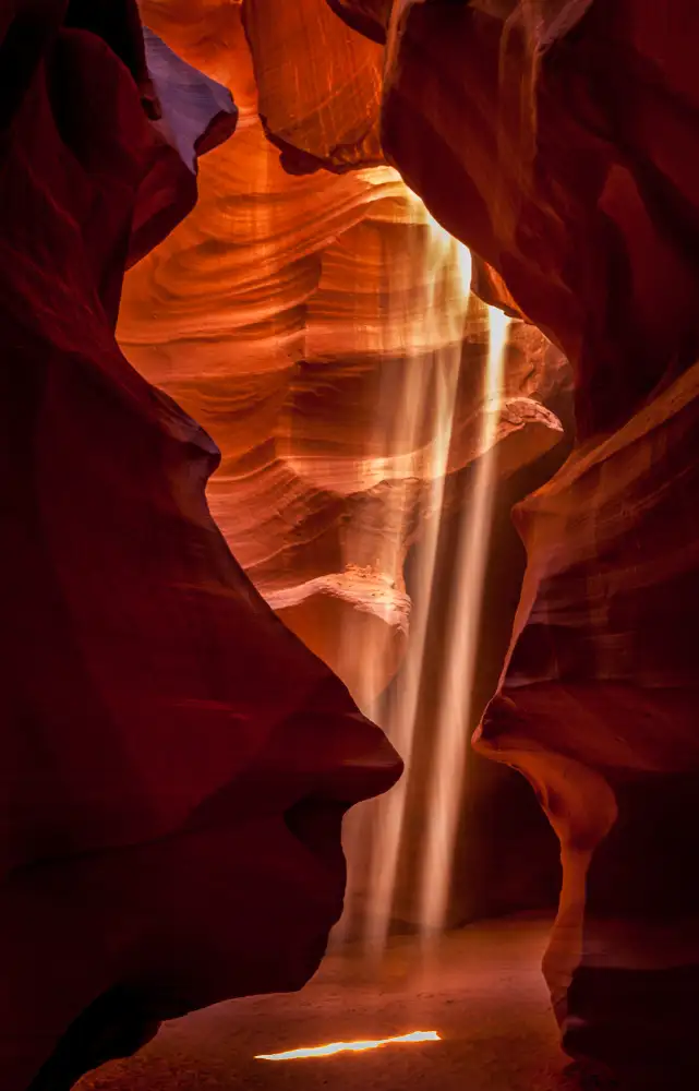 Li, Wanghan: Horní Antelope Canyon