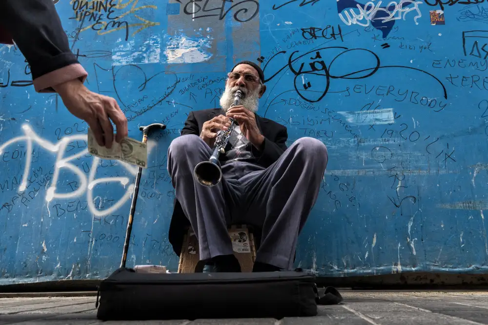 Topalismailoglu, Nevra: clarinete