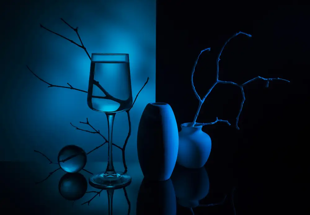 Popov, Evgeniy: A study in blue tones