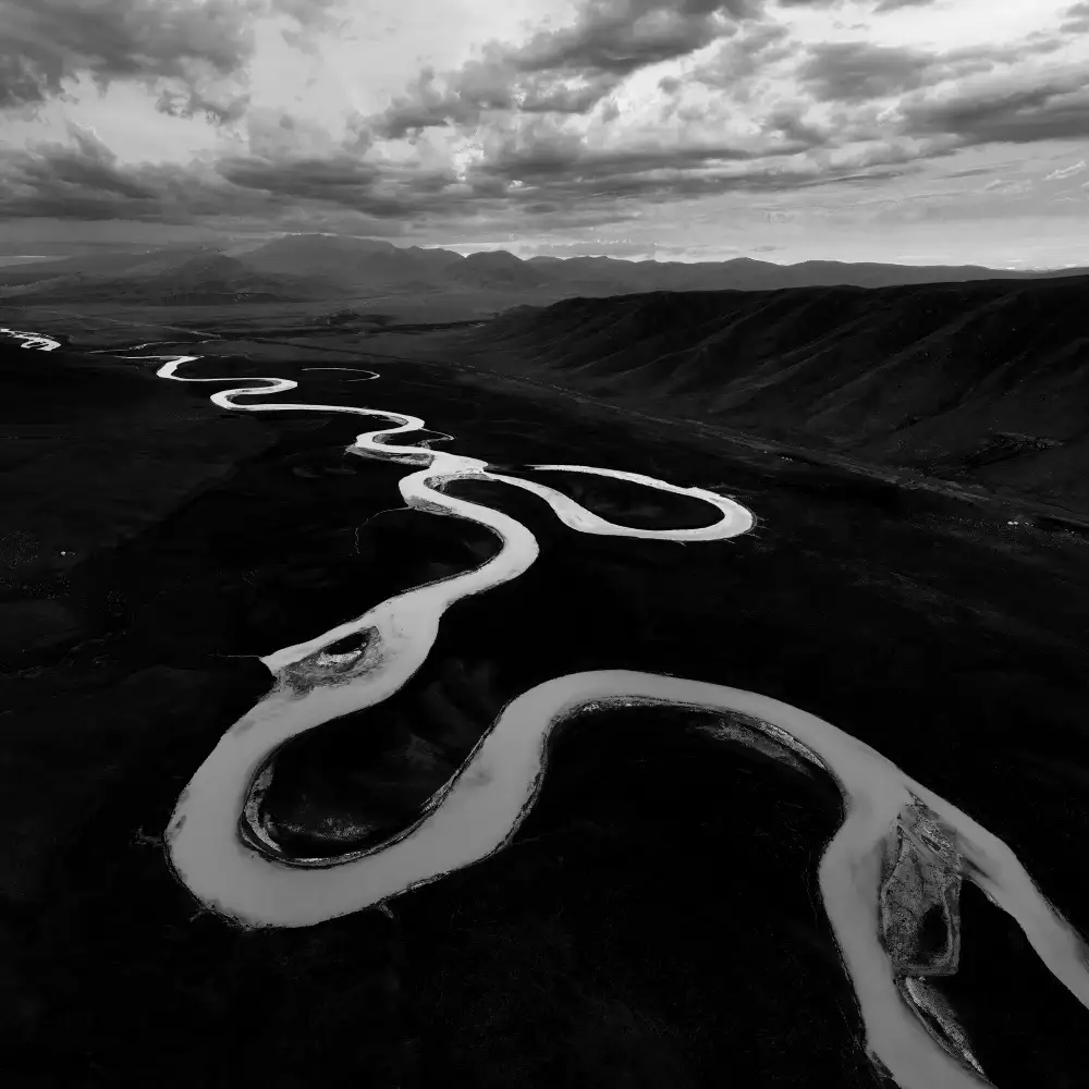 konglingming: Ein mäandernder Fluss
