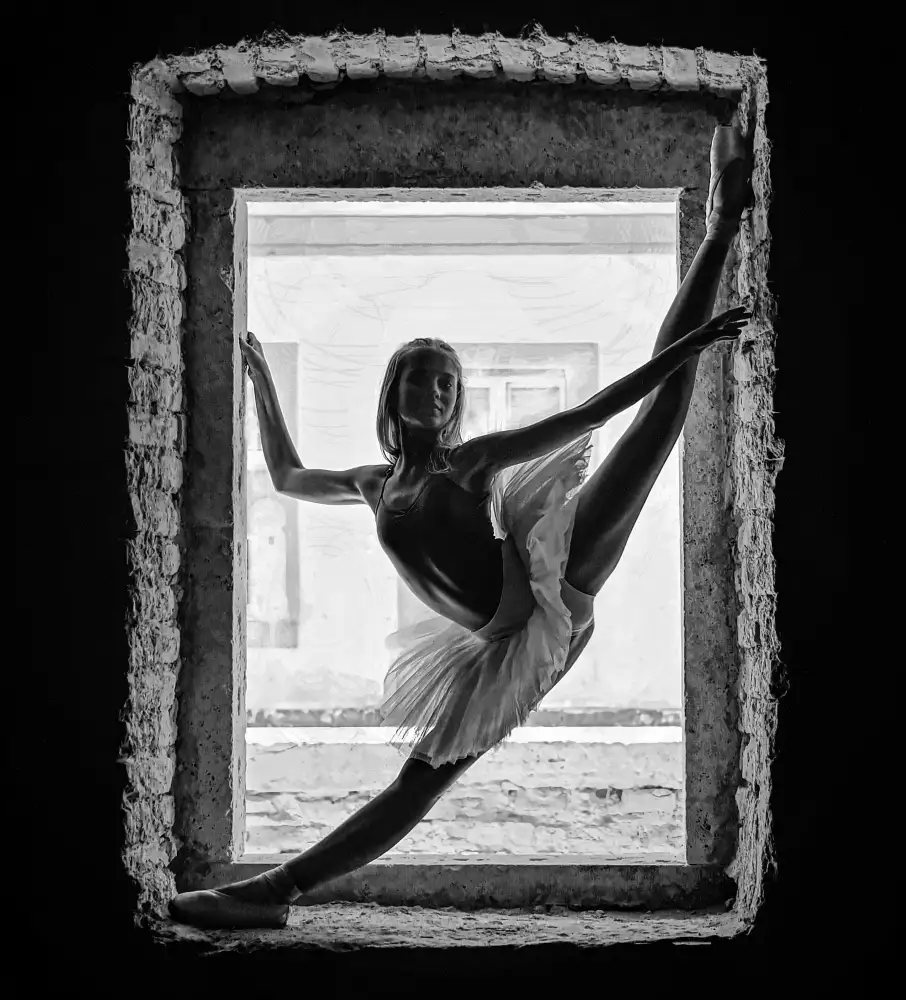 Uhrin, Milan: Bailarina