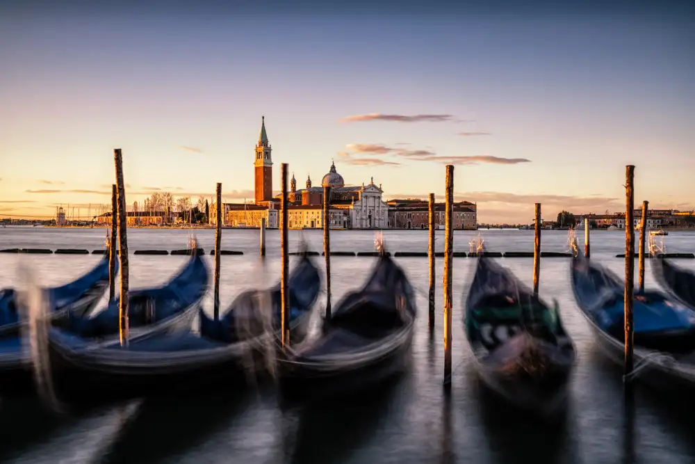 Dixon, Colin: Temprano en la mañana en Venecia