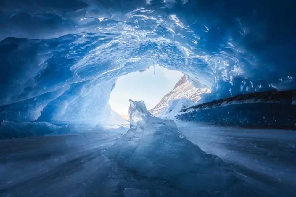 （李永男）, Li Yongnan: In and Out Glacier