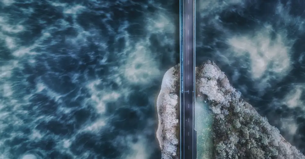 Krier, Guy: the bridge
