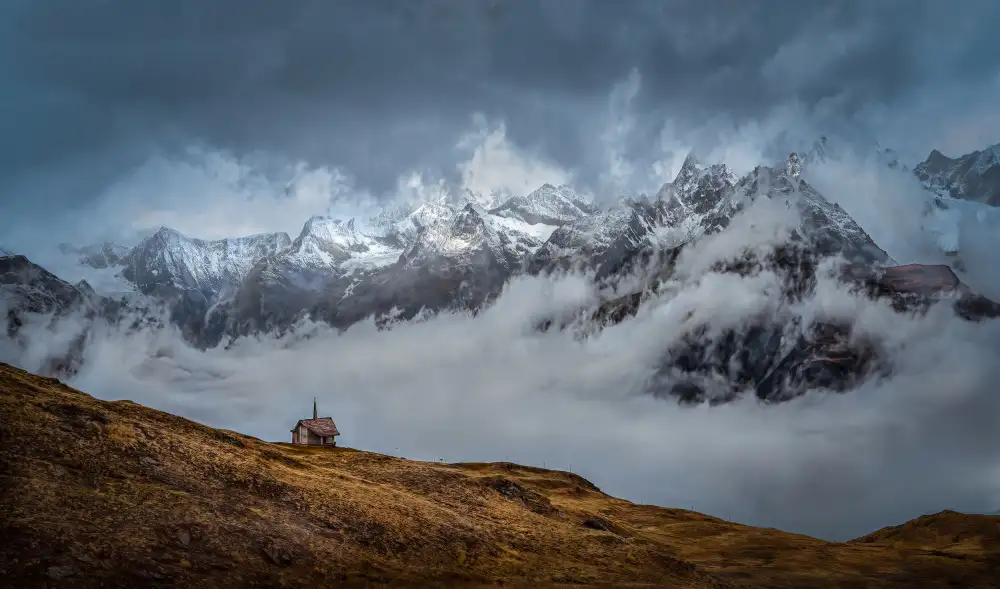 Zeng, Kenneth: Kapelle in den Alpen