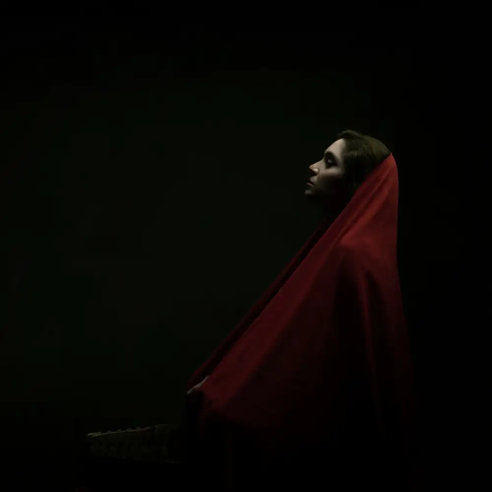 Hasheminasab, Moein: chica persa