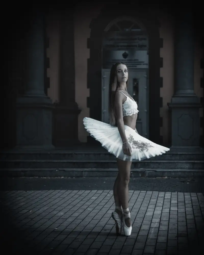 Nanev, Vasil: Balerína Vintage II