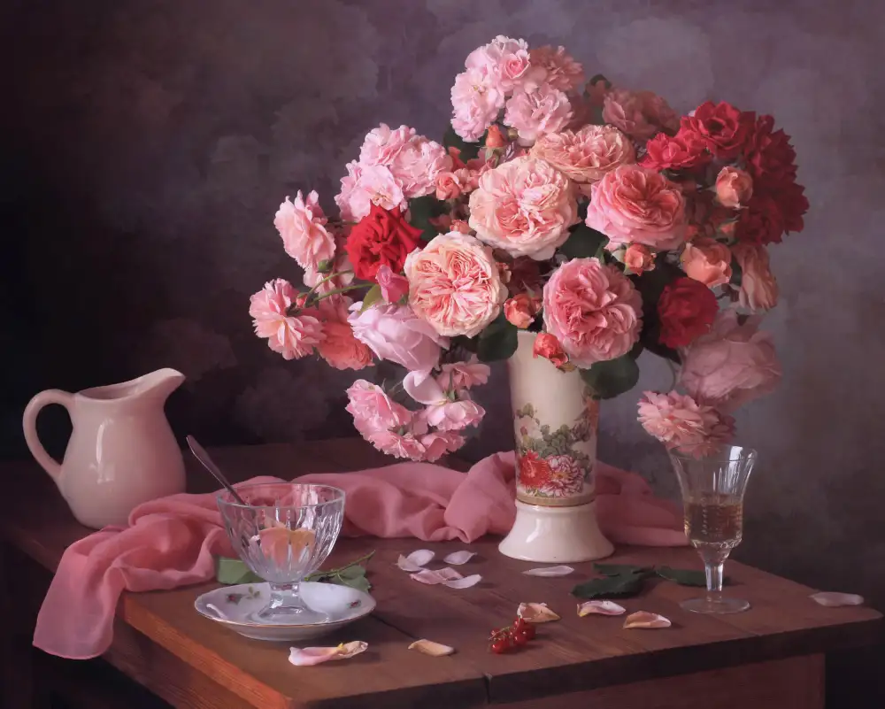 Skorokhod, Tatyana: Still life with a bouquet of roses and wine