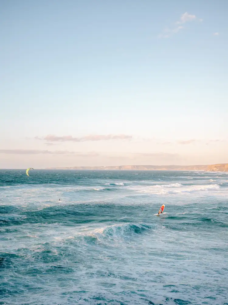 Zwart, Raisa: Windsurfing Algarve