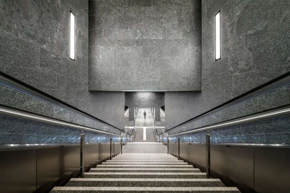 fotomarion: way to work