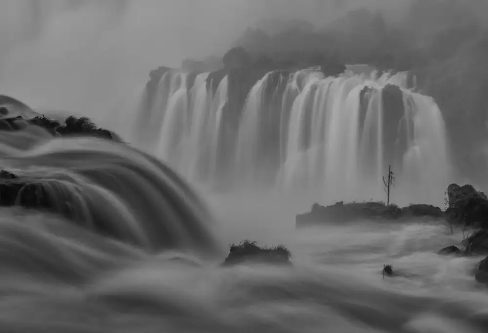 Wei, Rong: Cataratas del Iguazú en Brasil