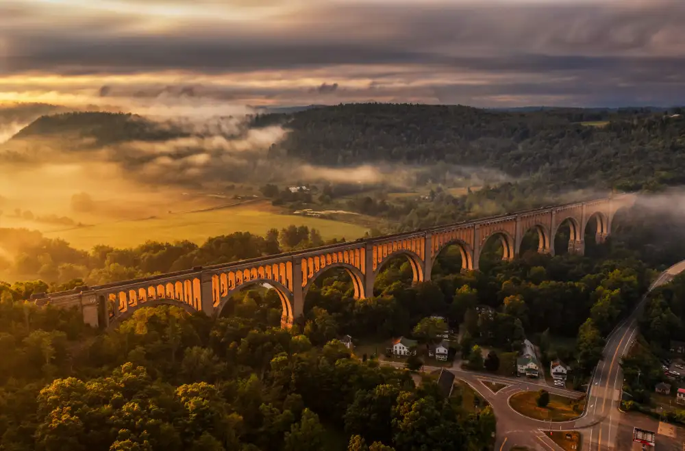 Rong, Herbert: Viadotto