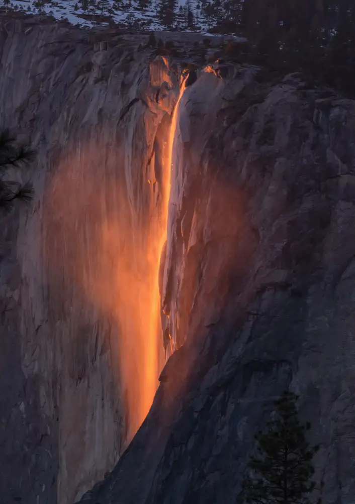 Xie, April: Heart Shaped Firefall