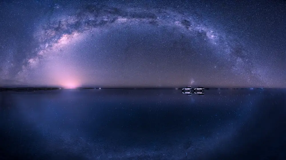 Liu,, Yanny,: Milky Way Over Salt flat - Bolivia