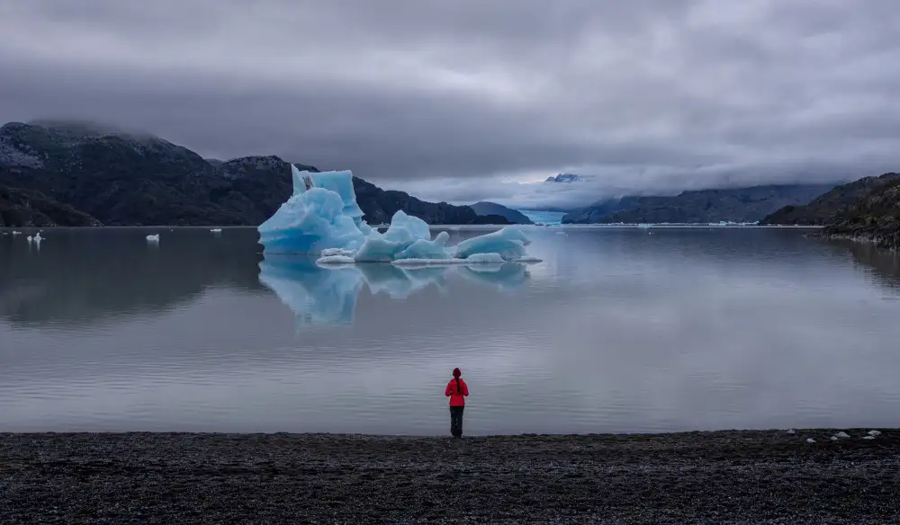 Xie, April: Blue icebergs