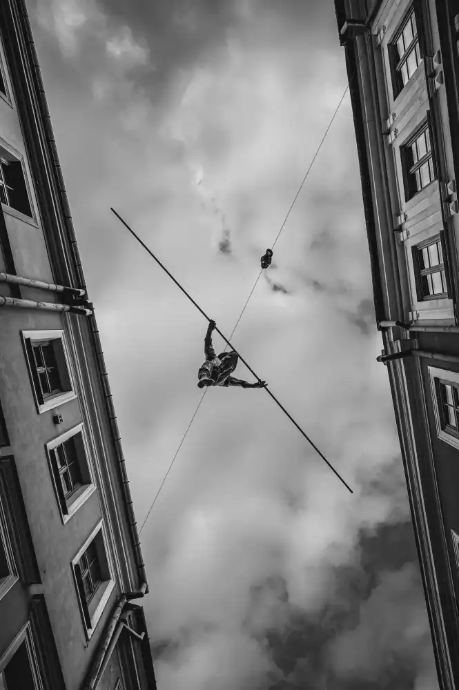 pasca, iuliana: Equilibrio
