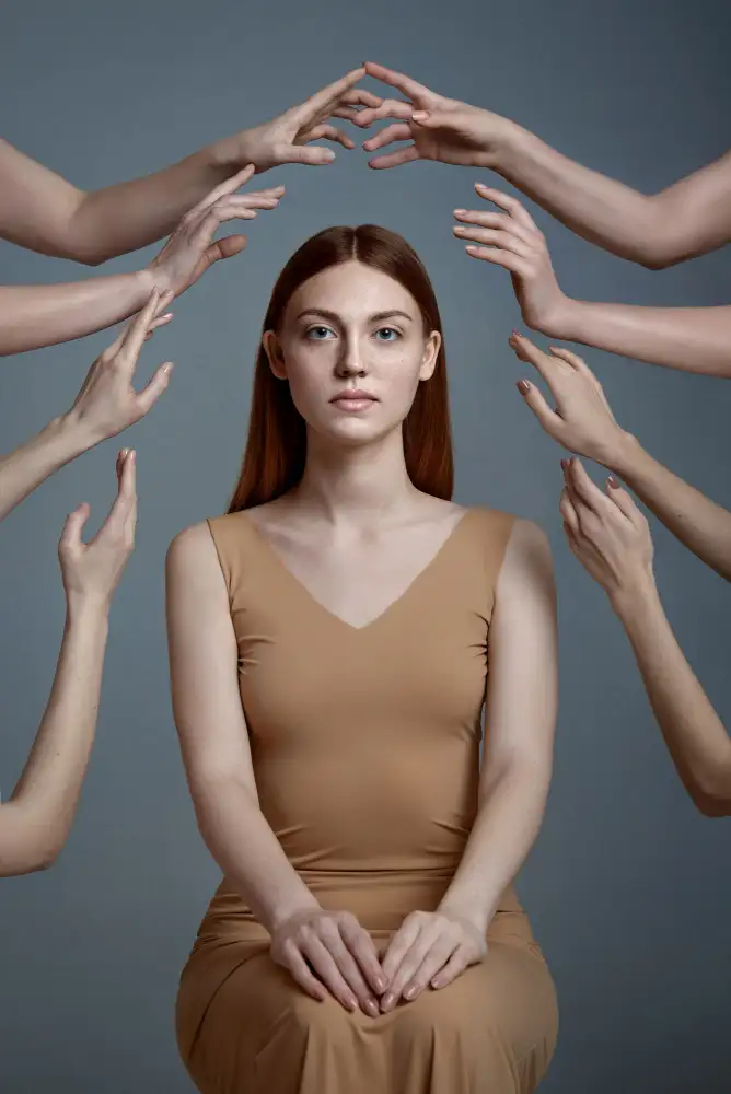Anna: Aura